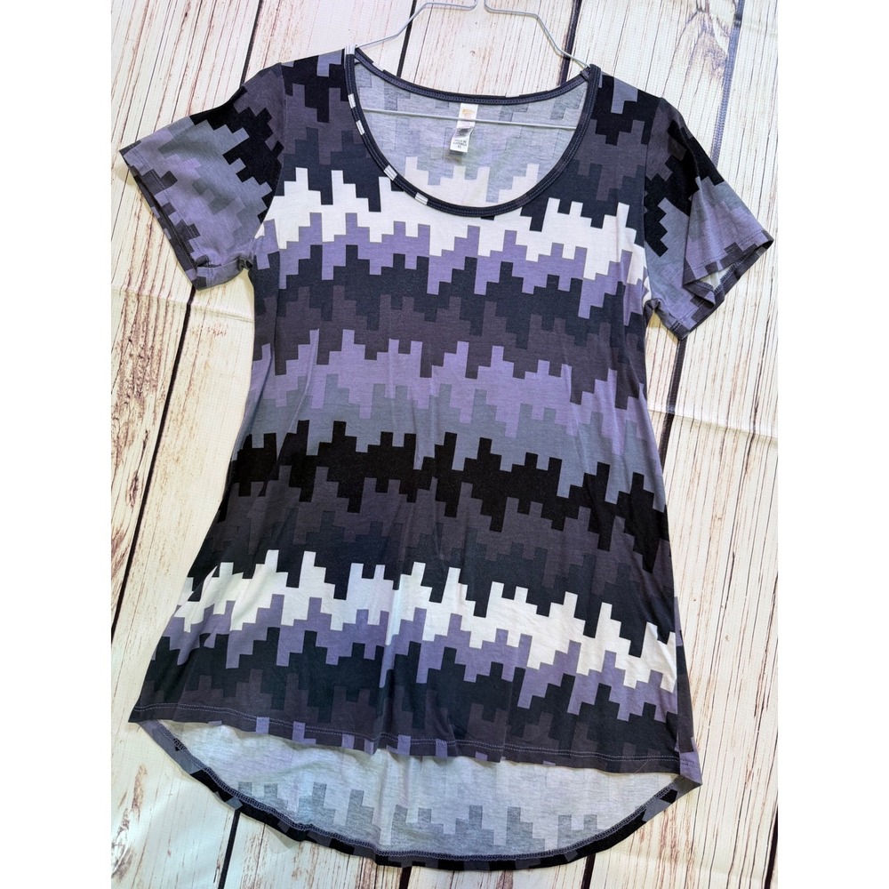 LuLaRoe Irma Tunic Top Womens XS Purple Gray Pixel Geometric High Low Short